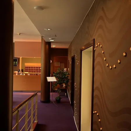 Hotel Kikelet 3*