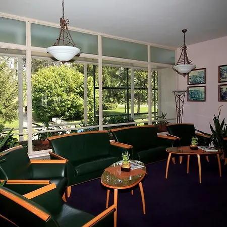 Kikelet Hotel 3*