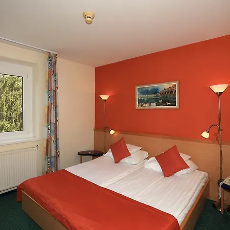 Hotel Kikelet